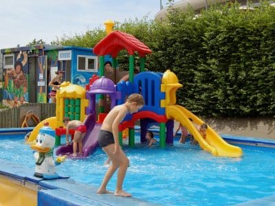 Activités aquatiques pour enfants à Lyon